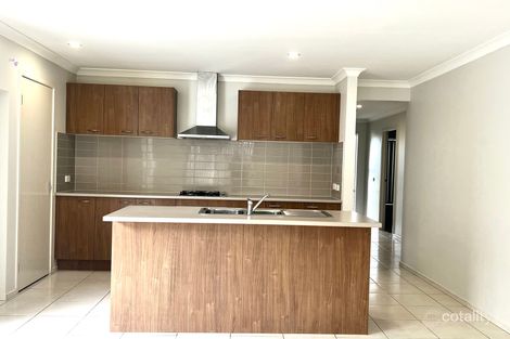 Property photo of 31 Hatfield Place Deer Park VIC 3023