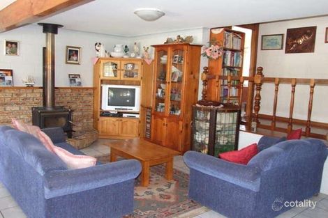 Property photo of 19 River Road Lake Tabourie NSW 2539