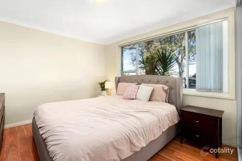 Property photo of 28 Glenn Street Dean Park NSW 2761