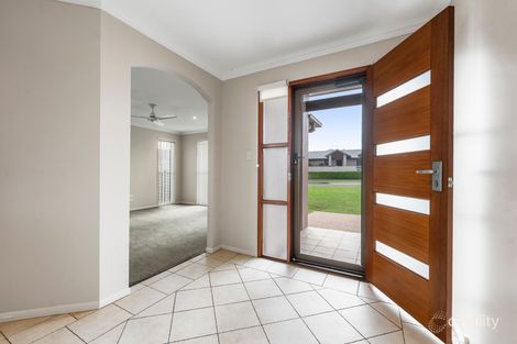 Property photo of 35 Hinchliffe Drive Kearneys Spring QLD 4350