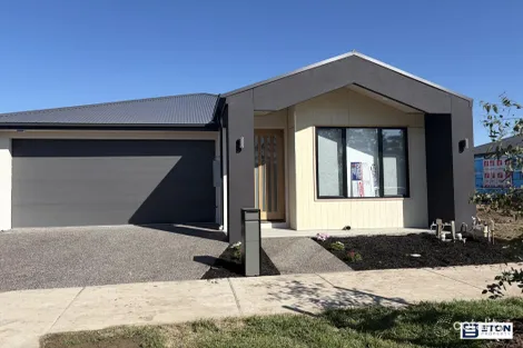48 Riceflower Rd, Mickleham, VIC 3064