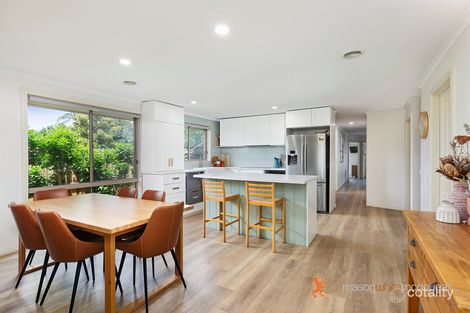 Property photo of 18 Roslyn Way Whittlesea VIC 3757