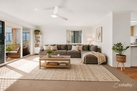 Property photo of 5/32 Armrick Avenue Broadbeach QLD 4218