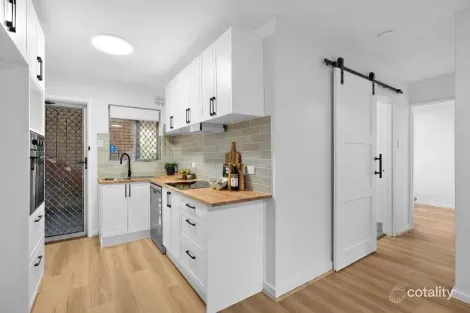 2/29 Heard Way, Glendalough, WA 6016