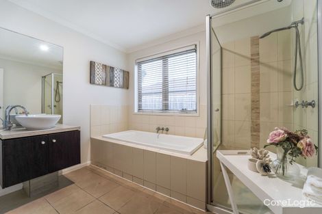 Property photo of 135 Rose Grange Boulevard Tarneit VIC 3029