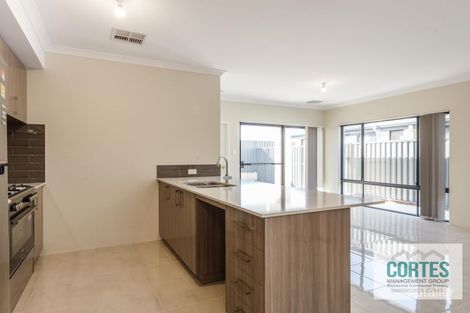 Property photo of 13 Aventurine Road Treeby WA 6164