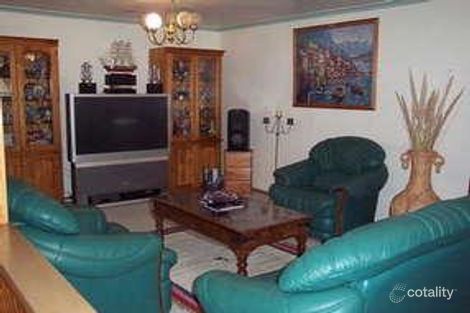 Property photo of 9 Wordsworth Place Delahey VIC 3037