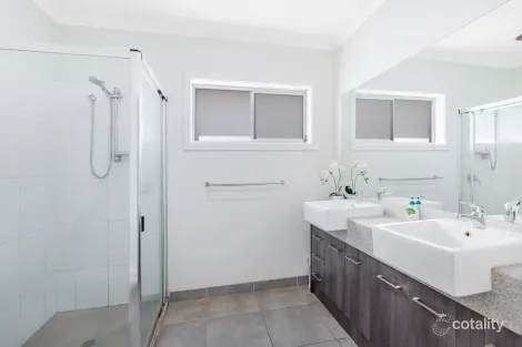 Property photo of 9 Barrett Close Burpengary QLD 4505