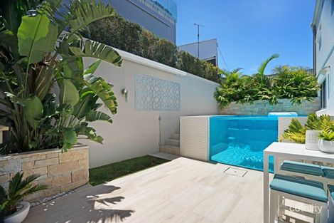 Property photo of 30 Rowan Crescent Merewether NSW 2291