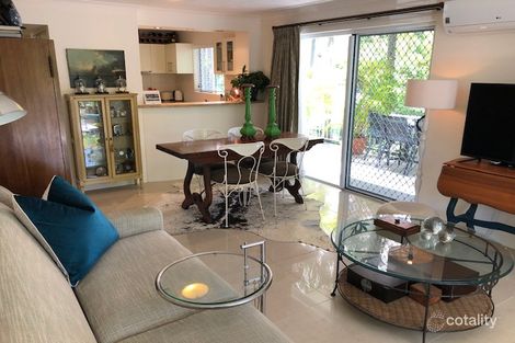 Property photo of 1/25 Federation Avenue Broadbeach QLD 4218