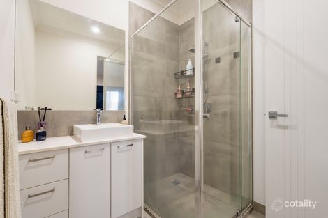 Property photo of 28 Nebula Crescent Mickleham VIC 3064