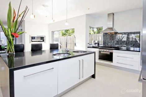 2/113 Aberdeen St, Newtown, VIC 3220