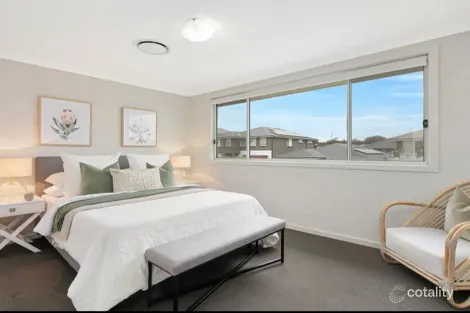 Property photo of 53 Sandalwood Crescent Colebee NSW 2761