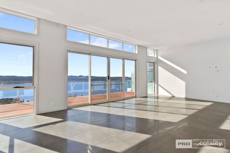 Property photo of 2/54 Nicholas Drive Sandy Bay TAS 7005