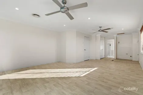 Property photo of 14 Watanga Crescent Wyee Point NSW 2259