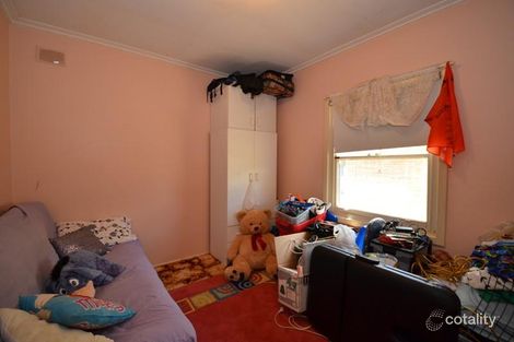 Property photo of 10 Mahood Street Elizabeth Grove SA 5112