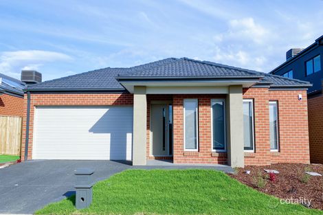 18 Hutchence Dr, Point Cook, VIC 3030