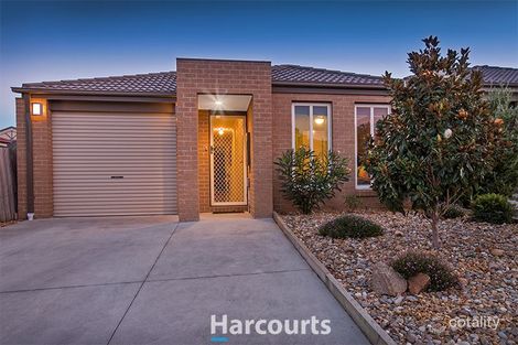 9 Ash Cres, Pakenham, VIC 3810