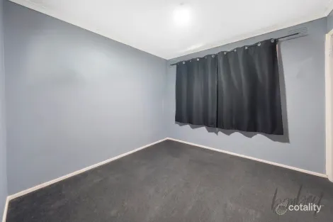 Property photo of 58 Langdon Crescent Craigieburn VIC 3064
