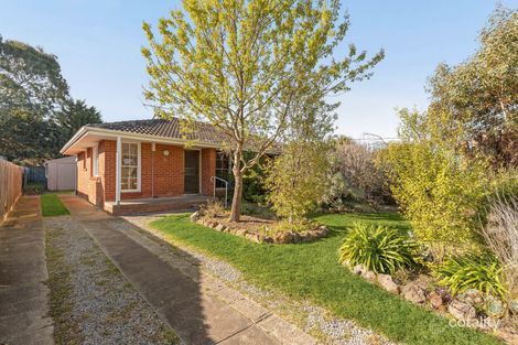 Property photo of 18 Felton Avenue Sunbury VIC 3429