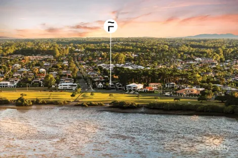 1 Dorsal Dr, Birkdale, QLD 4159