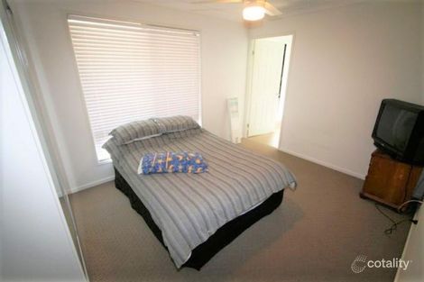 8 Pinot Pl, Pine Mountain, QLD 4306