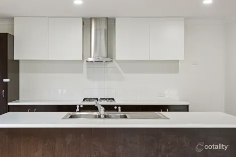 Property photo of 5 Cadogan Outlook Ellenbrook WA 6069
