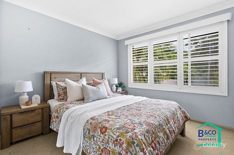 Property photo of 61 Jacaranda Avenue Figtree NSW 2525