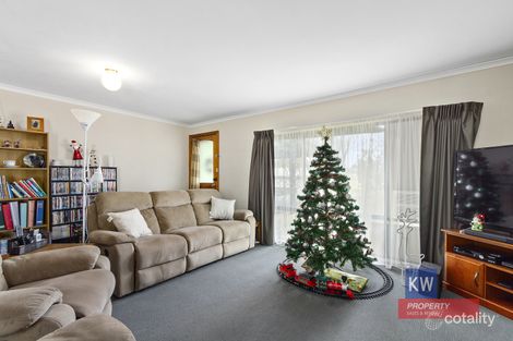 Property photo of 9 Curringa Court Churchill VIC 3842