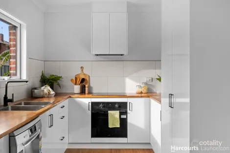 Property photo of 6 Franmaree Road Newnham TAS 7248