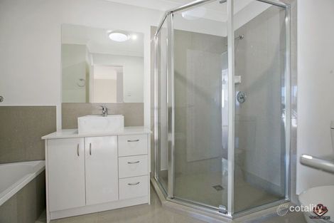 Property photo of 17/57 Charles Canty Drive Wellington Point QLD 4160