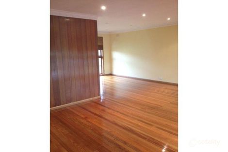 Property photo of 2 Oxford Street Hadfield VIC 3046