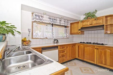 Property photo of 16 Chantell Avenue Endeavour Hills VIC 3802