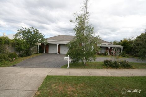 12 Burdekin Rd, Highton, VIC 3216