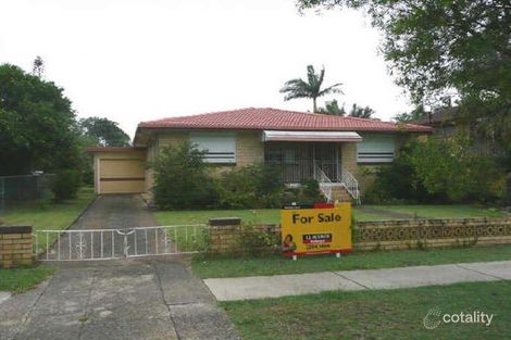 15 Sheehan St, Kallangur, QLD 4503