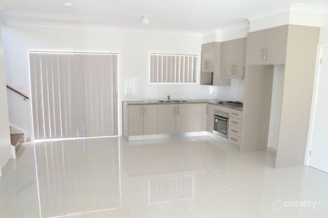 Property photo of 4 Granada Place Oakhurst NSW 2761