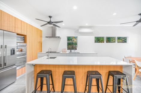 Property photo of 10 Lookout Terrace Trinity Beach QLD 4879