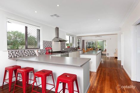 18 Dorcas Way, Coolbellup, WA 6163