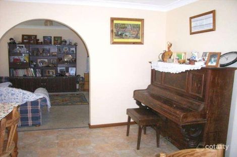 Property photo of 7 Balmoral Place Dubbo NSW 2830