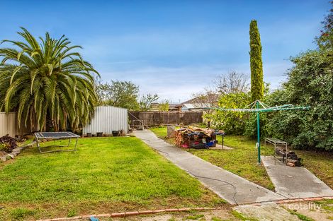 13 Douglas Ave, St Albans, VIC 3021
