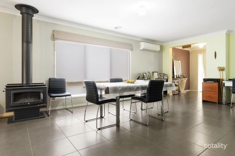 Property photo of 2 Correa Court Darley VIC 3340