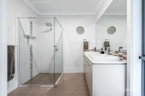 Property photo of 10 Buckingham Loop Oran Park NSW 2570