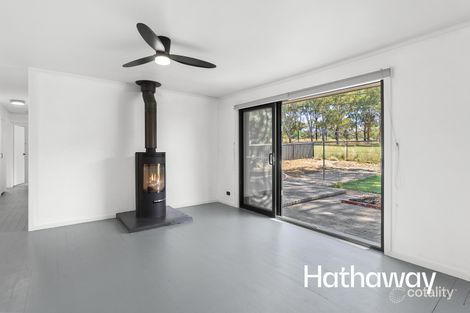 Property photo of 10 Lamb Place Chifley ACT 2606