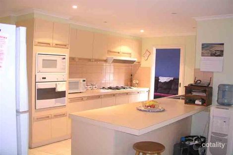 Property photo of 1 Jarrah Court Narre Warren VIC 3805