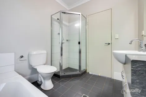 Property photo of 6 Kenbi Place Rosebery NT 0832