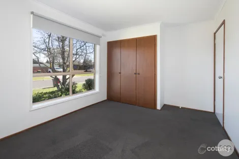 Property photo of 1/22 Marie Crescent Wendouree VIC 3355