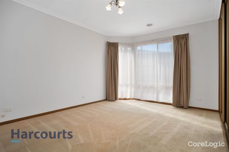 Property photo of 7 Ellsa Close Keysborough VIC 3173