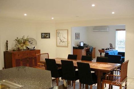 Property photo of 9 Gibson Place Brookfield QLD 4069