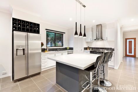 Property photo of 15 Dilwynia Avenue Doreen VIC 3754