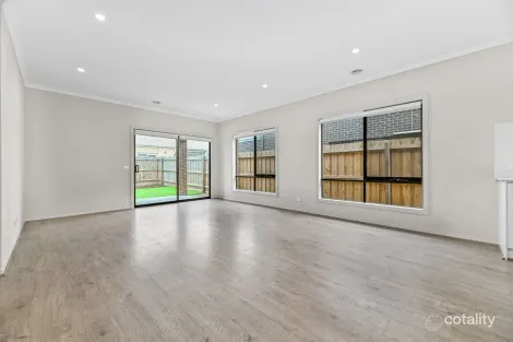 Property photo of 20 Charming Loop Officer VIC 3809